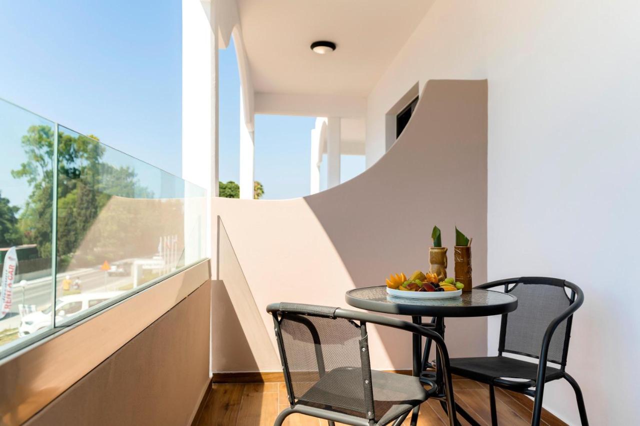 Megusta Suites เธโอโลกอส ภายนอก รูปภาพ